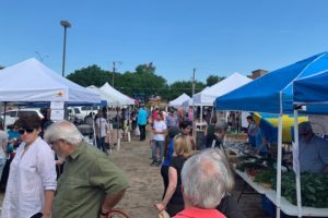 white-rock-farmers-market-mothers-day